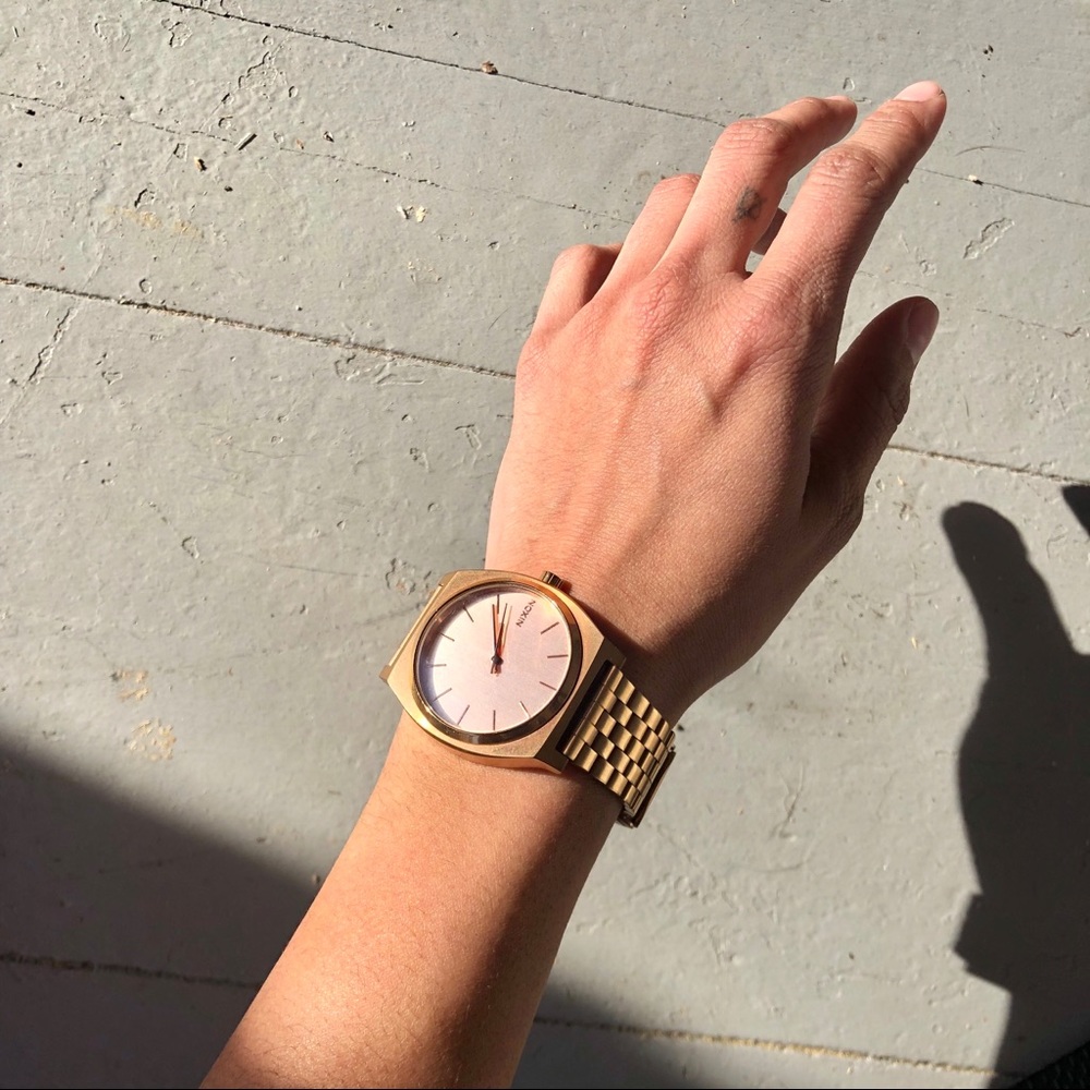 Nixon Time Teller Watch